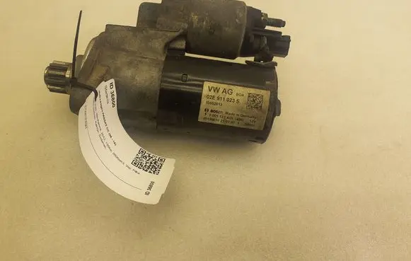 Volkswagen PASSAT CC Starter motor 02E911023S