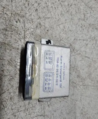 Mercedes-Benz E W210 Alarm control unit/module 11380095011 1138009501102