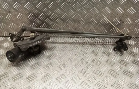 Volvo S40, V40 Front wiper linkage and motor 0390241170