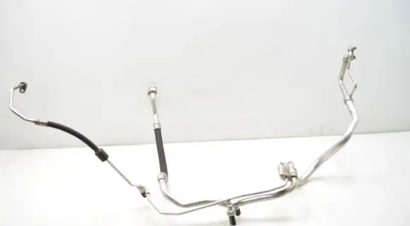 Volkswagen PASSAT B8 Air conditioning (A/C) pipe/hose 5Q0820743M