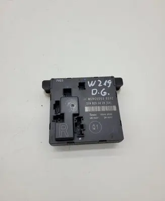 Mercedes-Benz CLS C219 Door control unit/module 2198203426