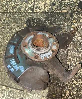 Seat Ibiza III (6L) Front wheel hub