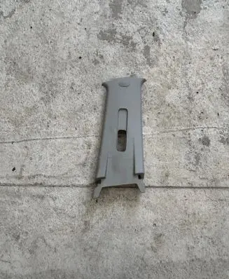 (B) pillar trim (top)