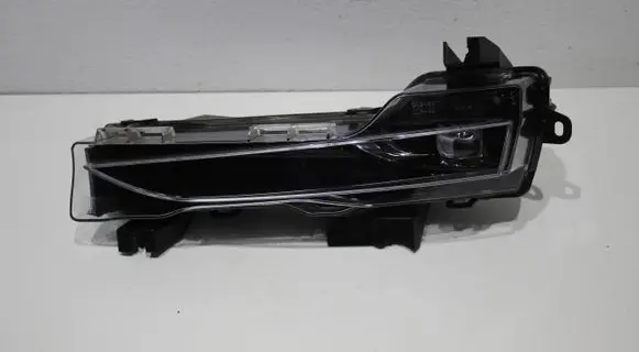 Tesla Model Y LED Daytime headlight 150793200C 18092023 0024301302