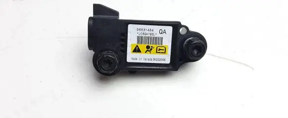 Chevrolet Captiva Airbag deployment crash/impact sensor 96631484 M5783