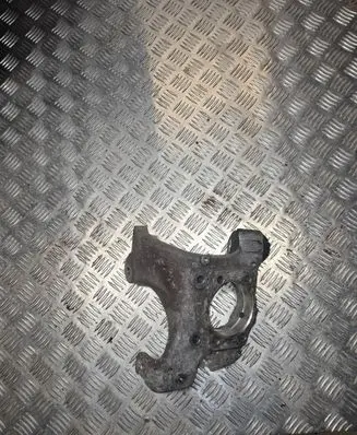 Rear wheel hub spindle/knuckle