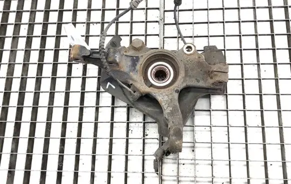 Opel Corsa E Front wheel hub spindle knuckle