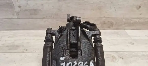 Volkswagen Transporter - Caravelle T4 Rear brake caliper