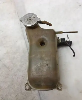 Mercedes-Benz E W124 Coolant expansion tank/reservoir 1245000649