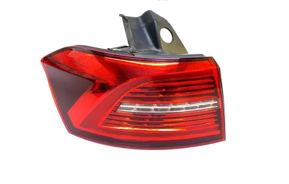 Volkswagen PASSAT B8 Rear/tail lights 3G9945207J 81440121