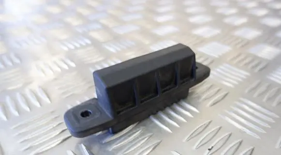 Tailgate opening switch