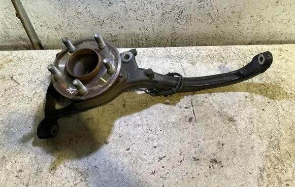 Dodge Charger Front wheel hub 05181899AC 17102