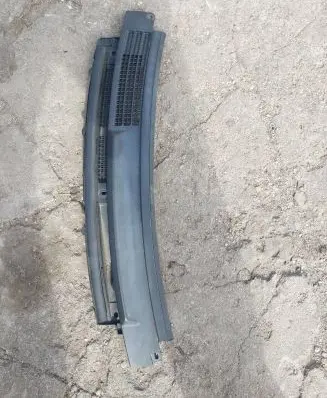 Peugeot iOn Wiper trim 7405A469