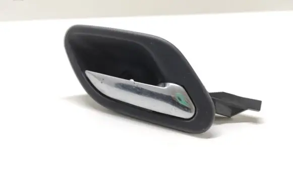 BMW 5 E39 Front door interior handle 8226050