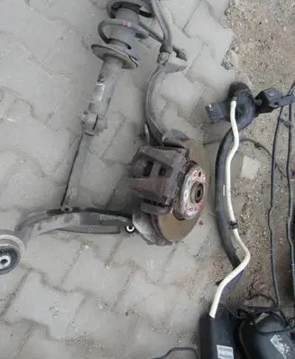 Audi A4 S4 B8 8K Front wheel hub spindle knuckle