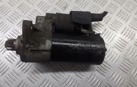 Volkswagen PASSAT B6 Starter motor