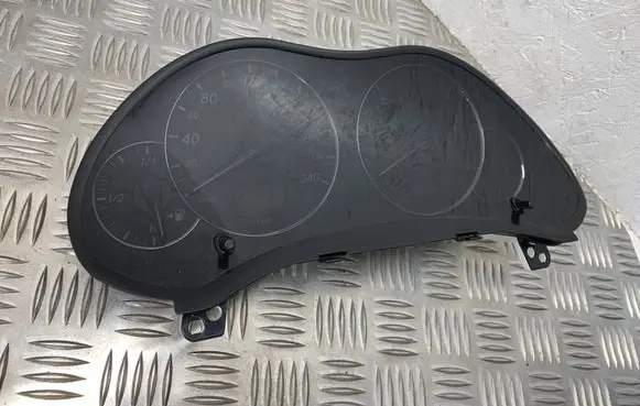 Toyota Avensis T250 Speedometer (instrument cluster) 8380005631 MB2574300150