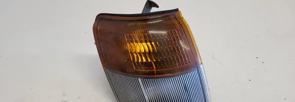 Mitsubishi Pajero Front indicator light 21037746