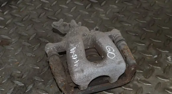 Alfa Romeo 159 Rear brake caliper