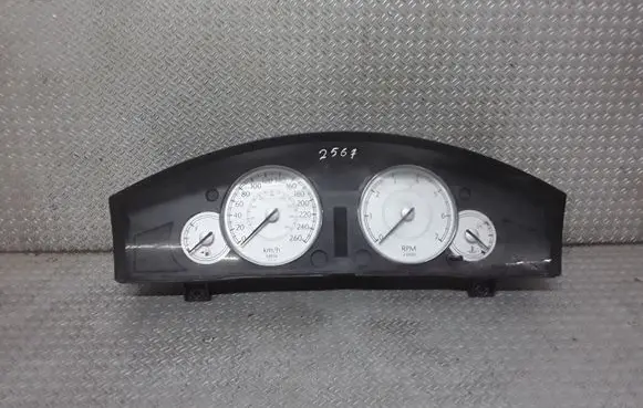 Chrysler 300 - 300C Speedometer (instrument cluster) SC66804