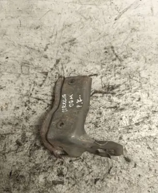 Toyota Corolla E120 E130 Headlight/headlamp mounting bracket 