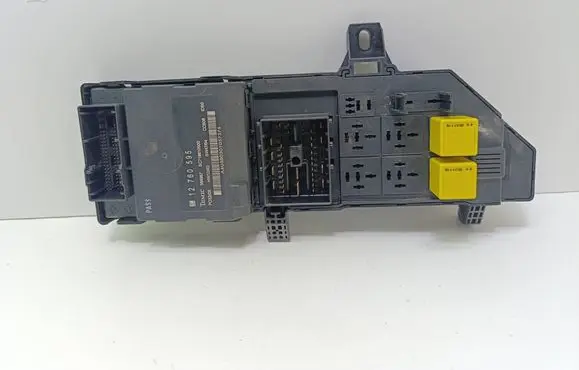 Saab 9-3 Ver2 Fuse module 12798346 12760595
