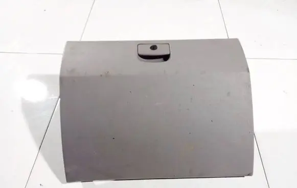 KIA Sorento Glove box 848303e000 84830-3e000