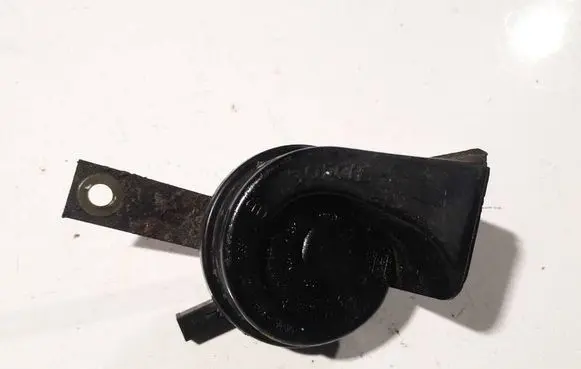 Nissan Almera Tino Horn signal