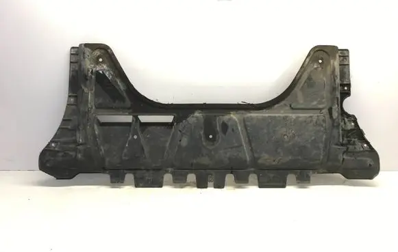 Volkswagen Golf VII Engine splash shield/under tray 5Q0825235C