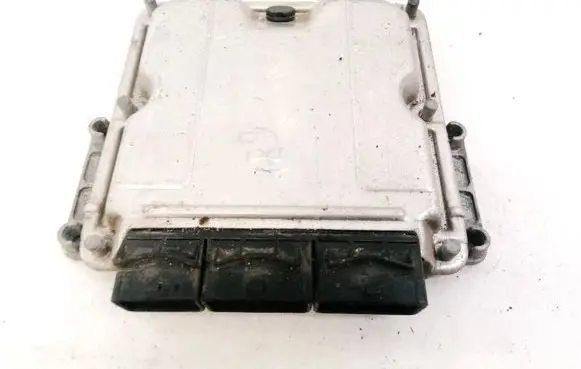 Renault Master II Engine control unit/module 0281010787