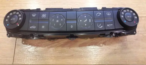 Mercedes-Benz E W211 Climate control unit 2118300085