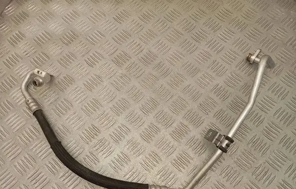 Peugeot 5008 II Air conditioning (A/C) pipe/hose 9840710780