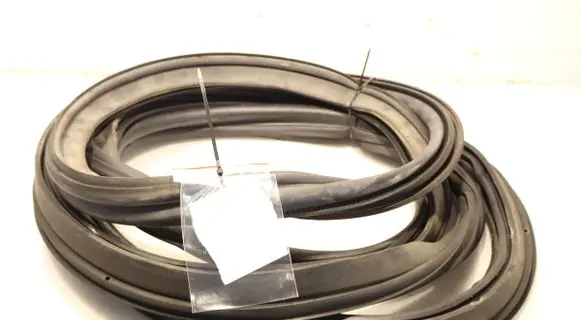 Ford Connect Seal rubber (tailgate) 
