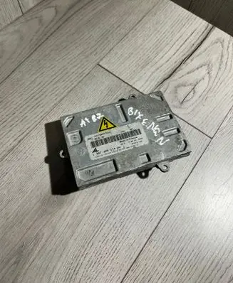 Audi A4 S4 B7 8E 8H Headlight ballast module Xenon 8E0941329 1307329114