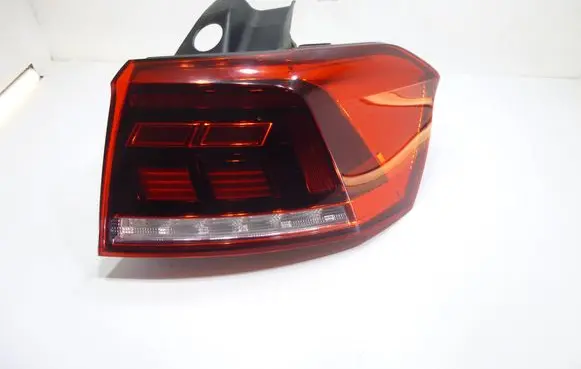 Volkswagen PASSAT B8 Rear/tail lights 3G9945096F F03746000B