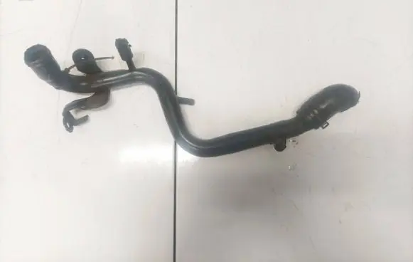 Audi A4 S4 B7 8E 8H Engine coolant pipe/hose