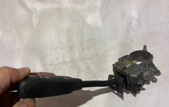 Mercedes-Benz E W210 Wiper control stalk a2105450110 2105450110