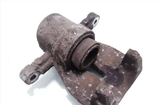 Toyota Avensis Verso Rear brake caliper