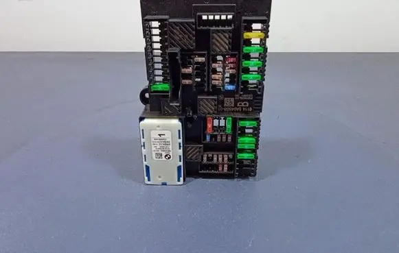 BMW X4 F26 Fuse box set 5A04503