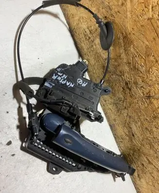 Front door lock