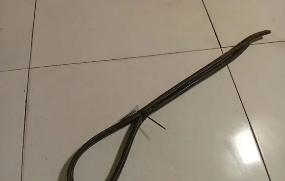 Ford Mondeo MK IV Engine compartment rubber 