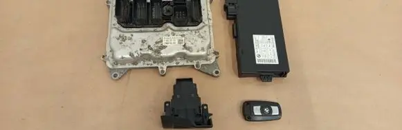 Engine ECU kit and lock set