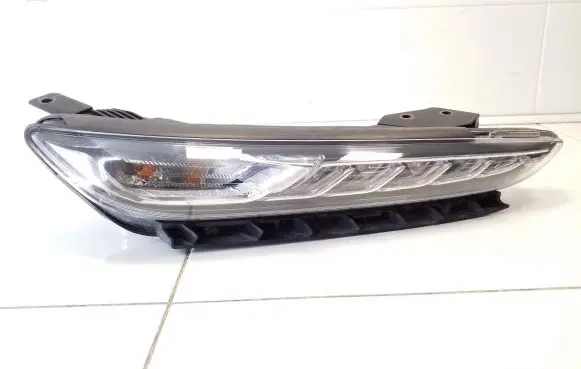 Hyundai Kona I Headlight/headlamp 92208J9000