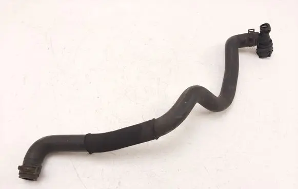 Mercedes-Benz E W212 Engine coolant pipe/hose A2125019782