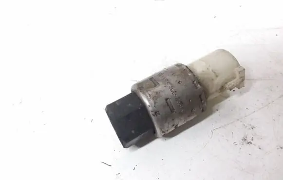 Ford C-MAX I Air conditioning (A/C) pressure sensor 95BW19E561AA