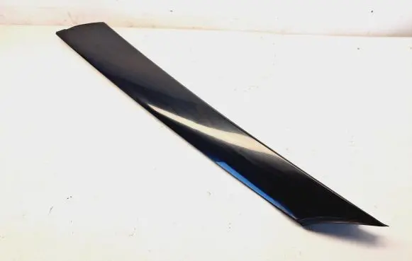 Skoda Fabia Mk2 (5J) Front door glass trim molding 5J6853264A