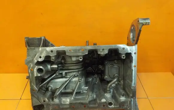 Land Rover Range Rover L405 Oil sump 9H2Q6675BD