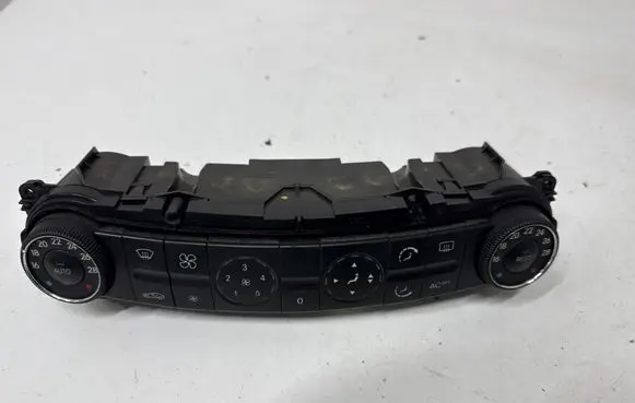 Mercedes-Benz E W211 Climate control unit 2118300190 00014104