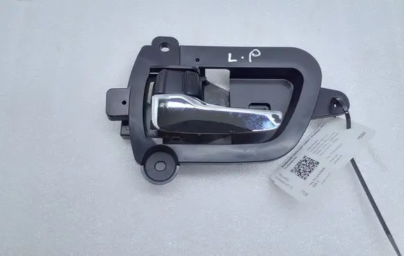 Mitsubishi Outlander Front door interior handle SPC01649