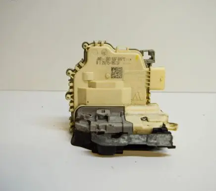 Audi A3 S3 8V Front door lock 8X1837016C